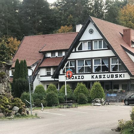 Zajazd Kaszubski Lębork Exteriör bild
